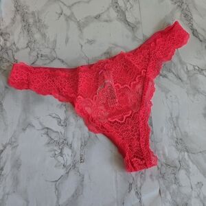 Victorias Secret Thong String Hot Pink Floral Lace panty